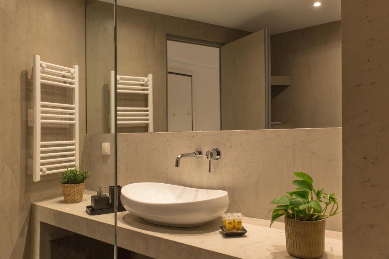 Luxury Apt With Parking-Living Stone Silver Atena Exterior foto