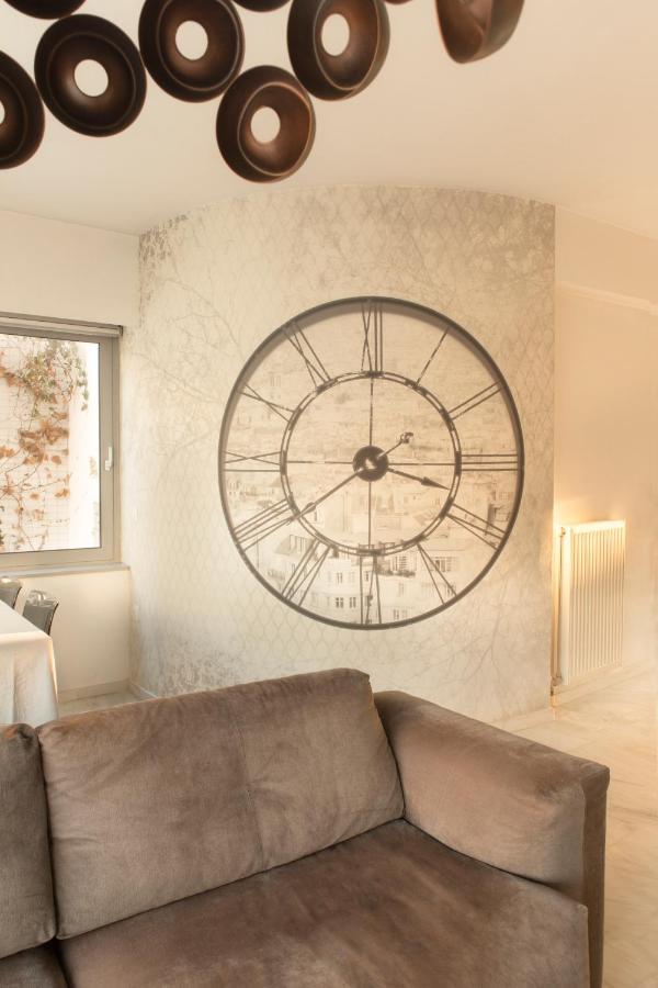 Luxury Apt With Parking-Living Stone Silver Atena Exterior foto
